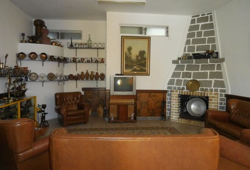 پانسیون Casa De Hóspedes Granifóia