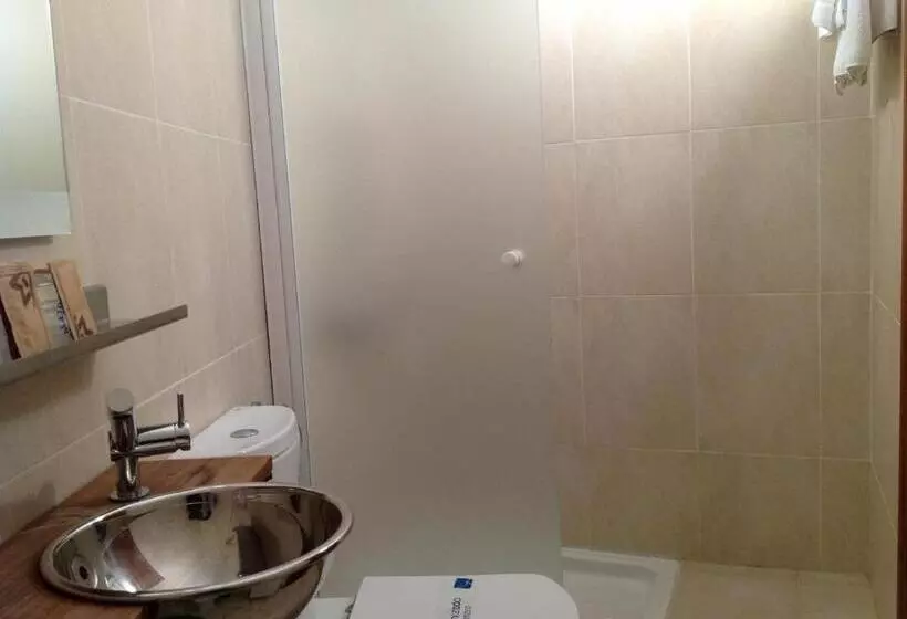 پانسیون Hostal Cerezo 2