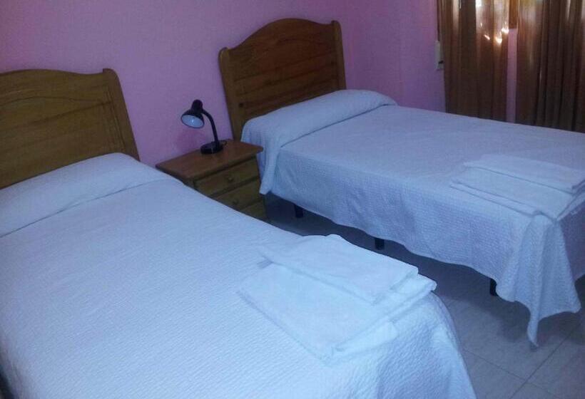 Пансион Hostal El Alba