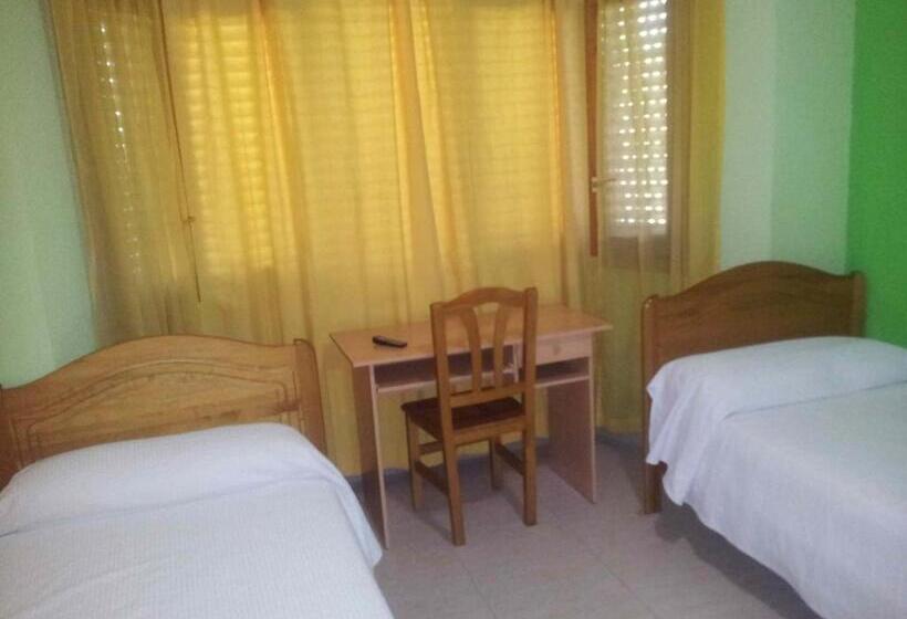 Пансион Hostal El Alba