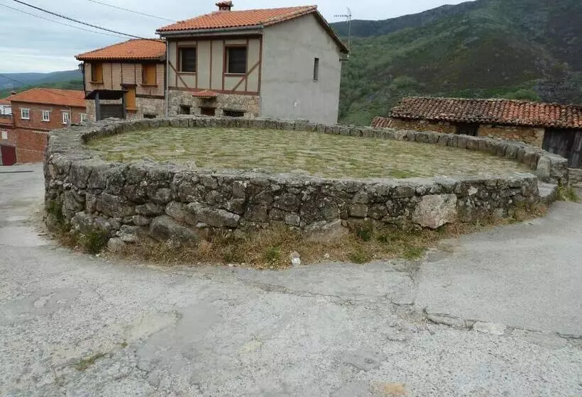 ペンション Hostal El Cardenillo