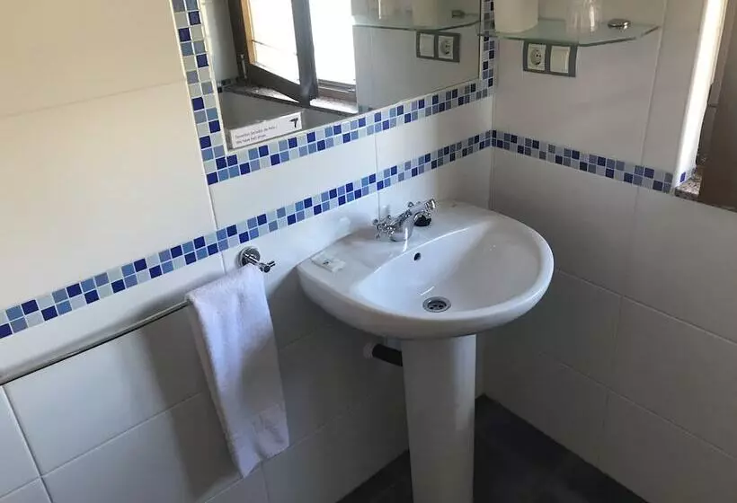 Majatalo Hostal El Horno