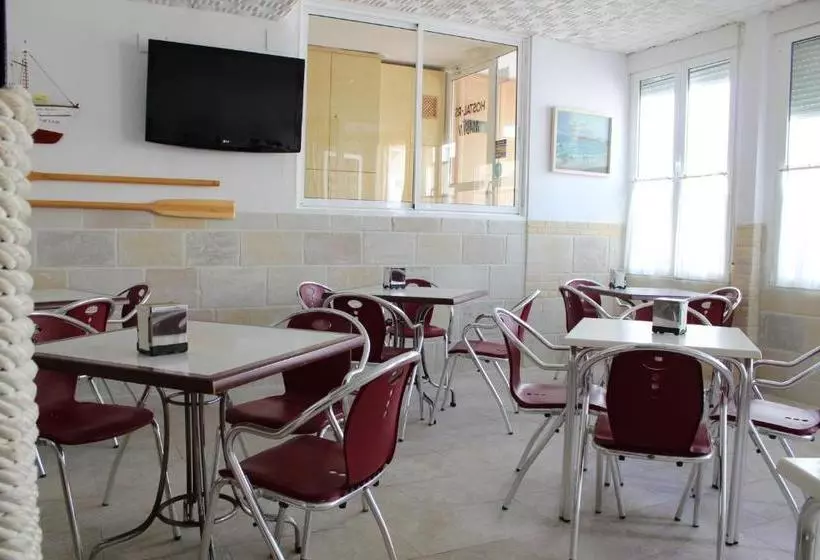 پانسیون Hostal Masin