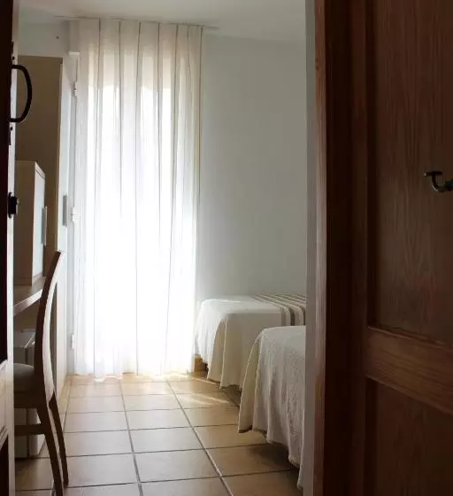 پانسیون Hostal Masin
