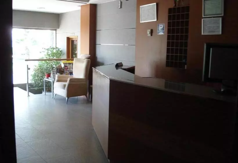 Majatalo Hostal Mediterraneo