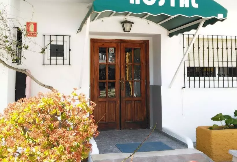 ペンション Hostal Miramar