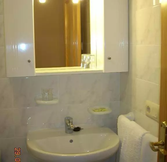 پانسیون Hostal Vadama