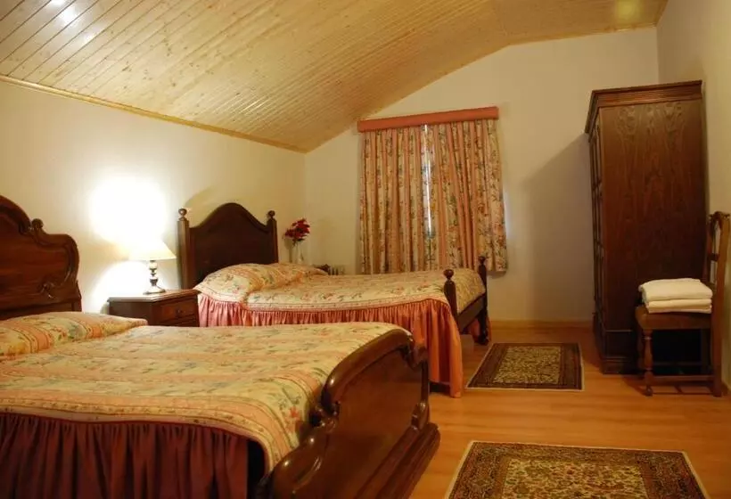 Retkeilymaja A Torre No Sabugueiro