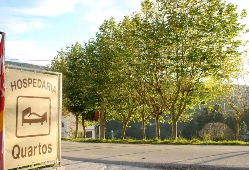 Retkeilymaja A Torre No Sabugueiro