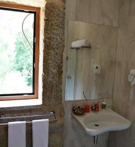 Majatalo Encosta Dos Túneis   Turismo E Lazer