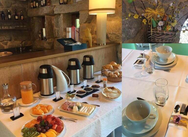 ペンション Encosta Dos Túneis   Turismo E Lazer