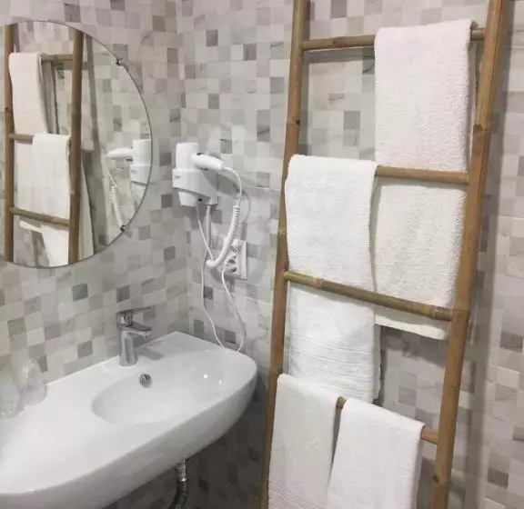 ペンション Ponte Romana