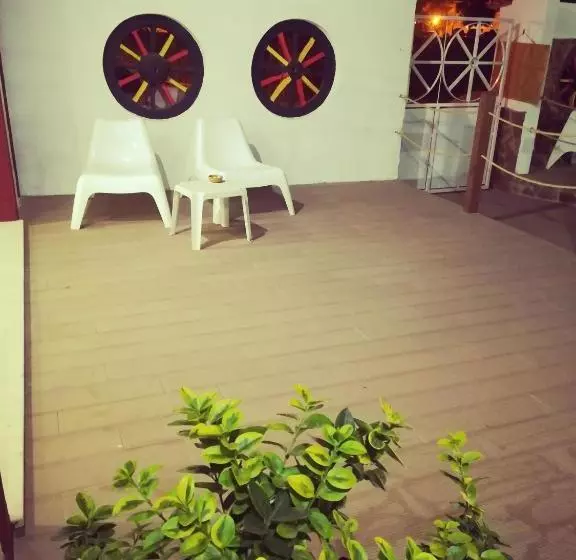 ペンション Ponte Romana