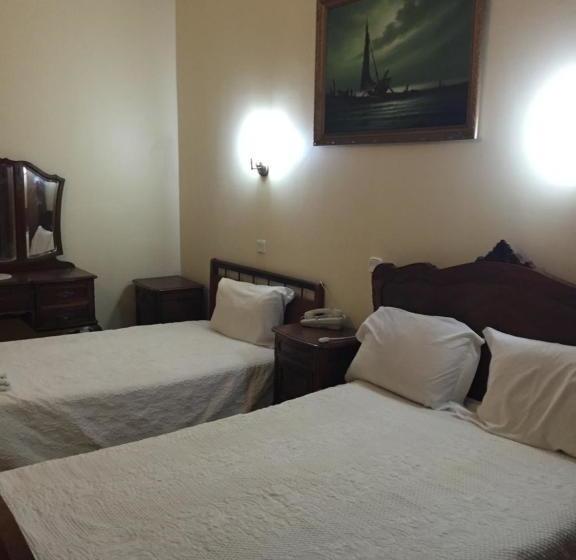 بنسيون Residencial Central