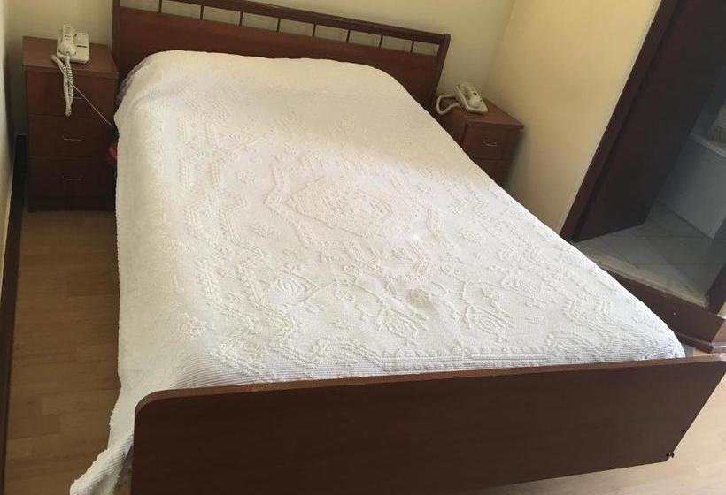 بنسيون Residencial Central