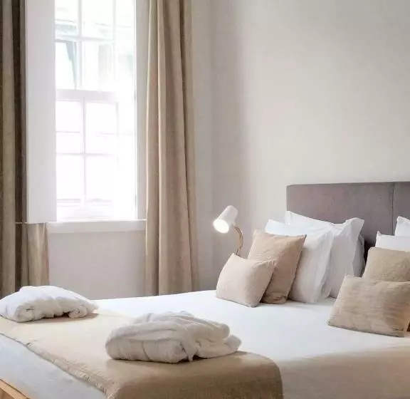 پانسیون Souto Guest House