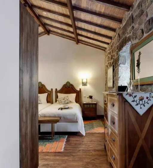 Hotelli Casa De Louredo