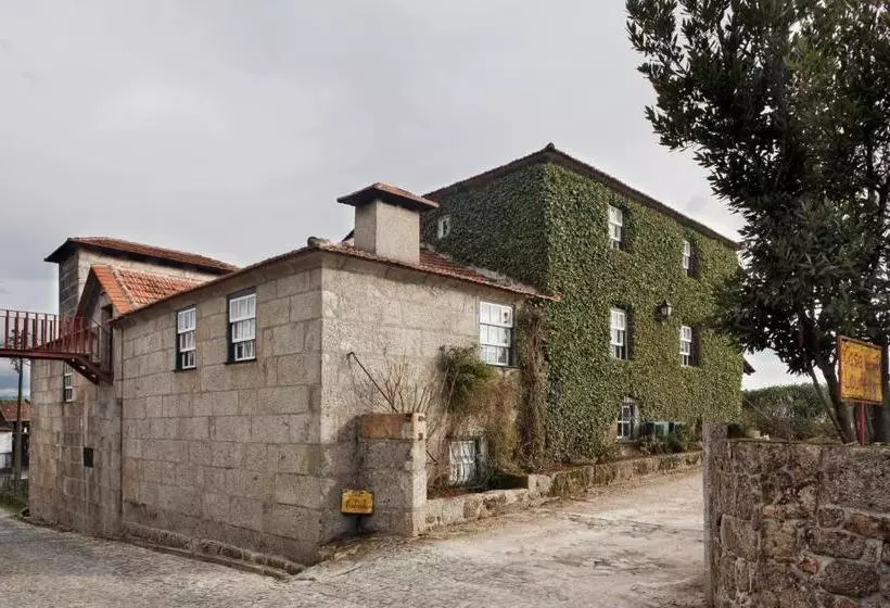 Hotelli Casa De Louredo