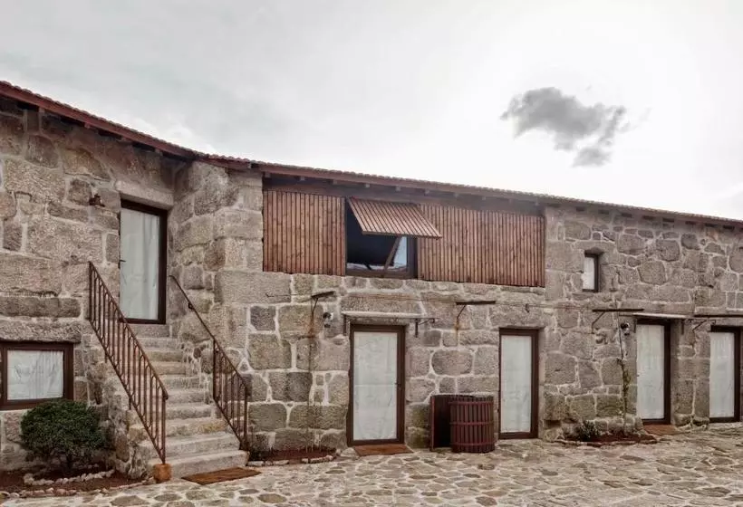 Hotelli Casa De Louredo