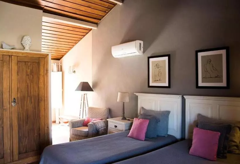 ホテル Herdade Das Barradas Da Serra