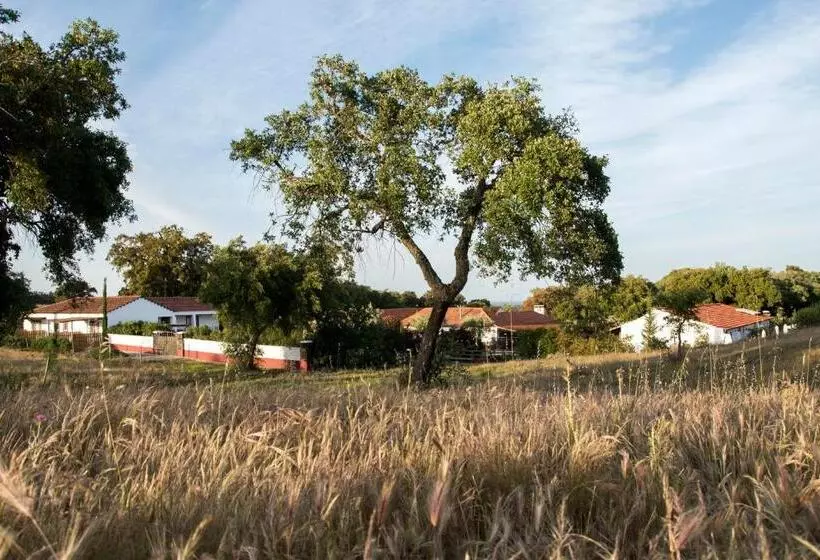 ホテル Herdade Das Barradas Da Serra