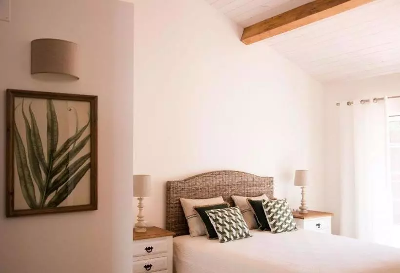 ホテル Herdade Das Barradas Da Serra