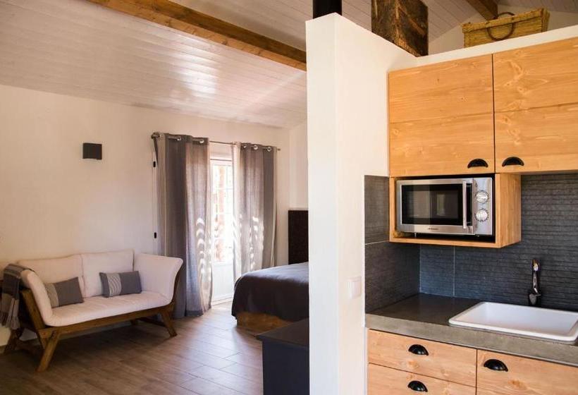 فندق Herdade Das Barradas Da Serra