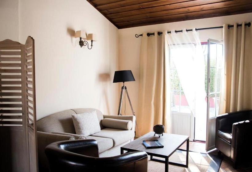 فندق Herdade Das Barradas Da Serra