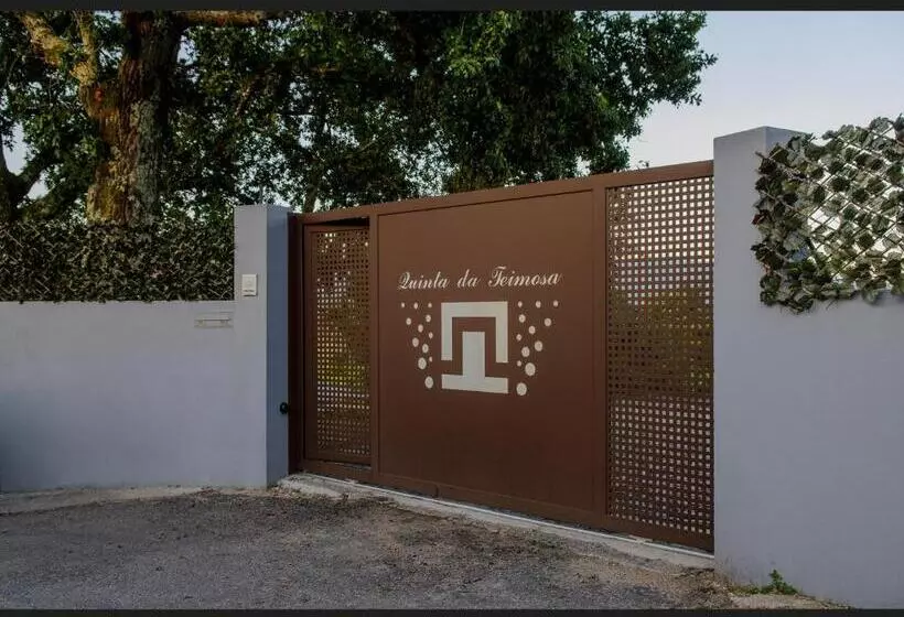 Hotelli Quinta Da Teimosa