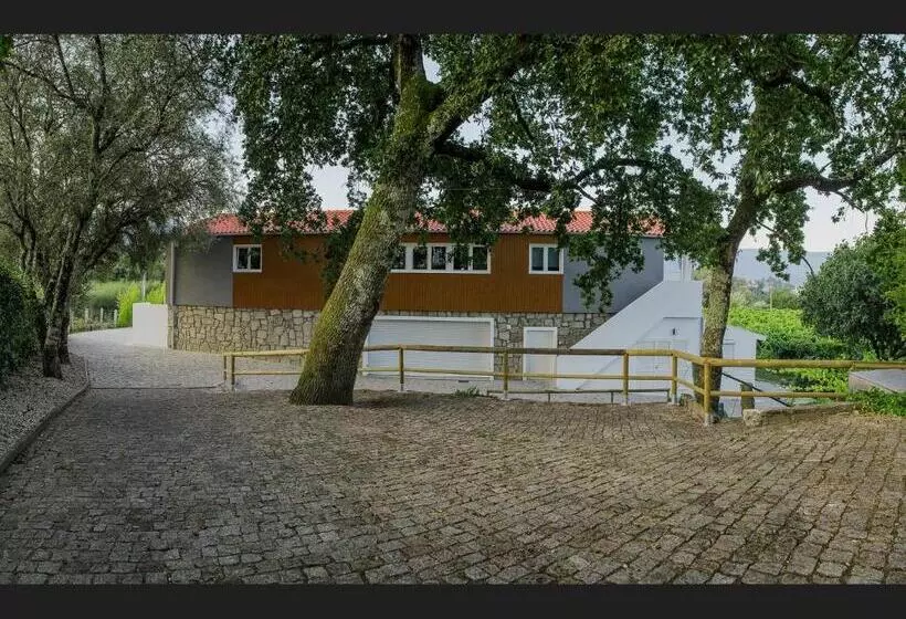 Hotelli Quinta Da Teimosa