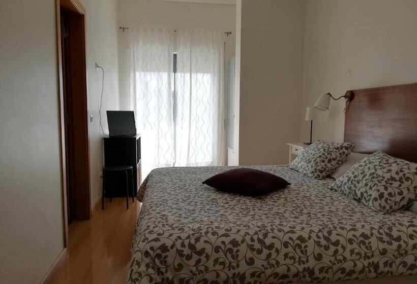 Пансион Alojamento Local Verde E Mar