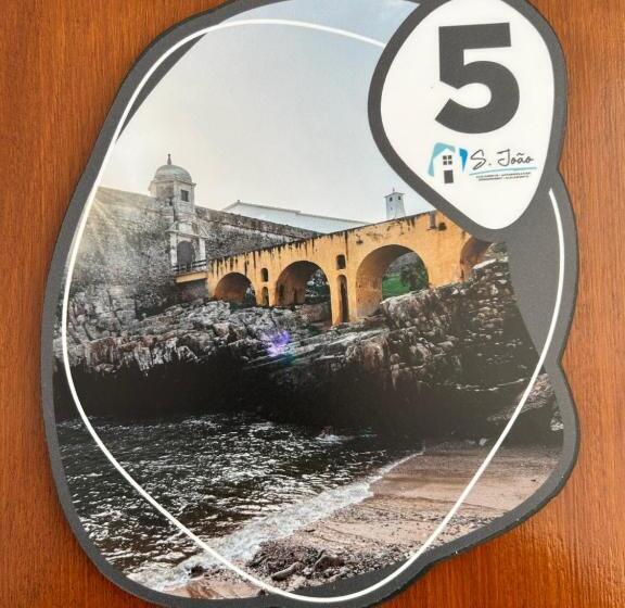 پانسیون Alojamento S. João