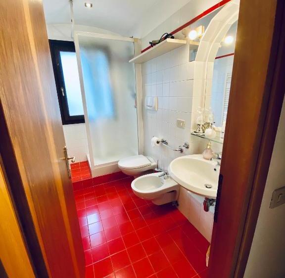 Pension (Hôtel basse catégorie) Hesperia Room