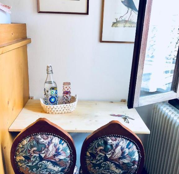 Pension (Hôtel basse catégorie) Hesperia Room