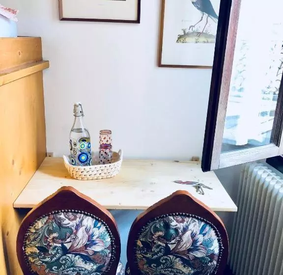 پانسیون Hesperia Room