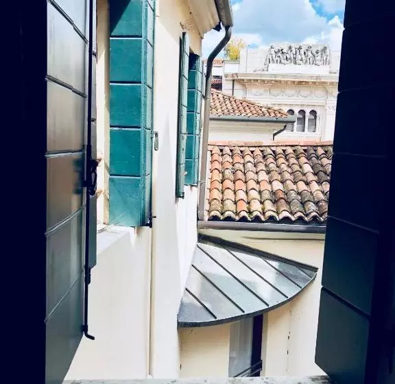 پانسیون Hesperia Room
