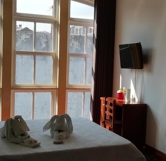 بنسيون Palacio Nova Seara 2503 Al