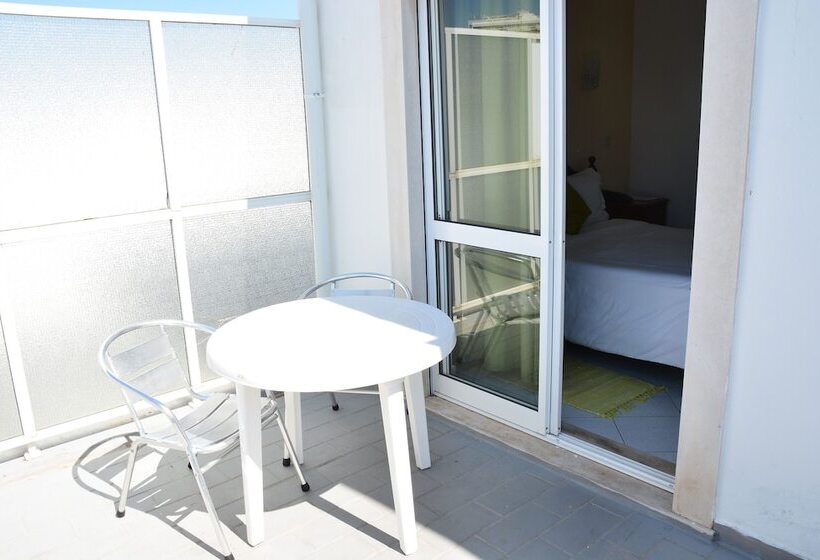 پانسیون Residencial A Doca