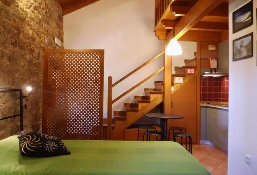 ペンション Taverna Lusitana