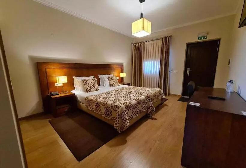 Quinta De Santo Estêvão Hotel Rural