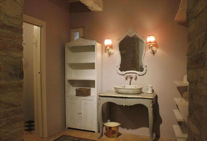 פנסיון Private Room In Small Medieval Borgo