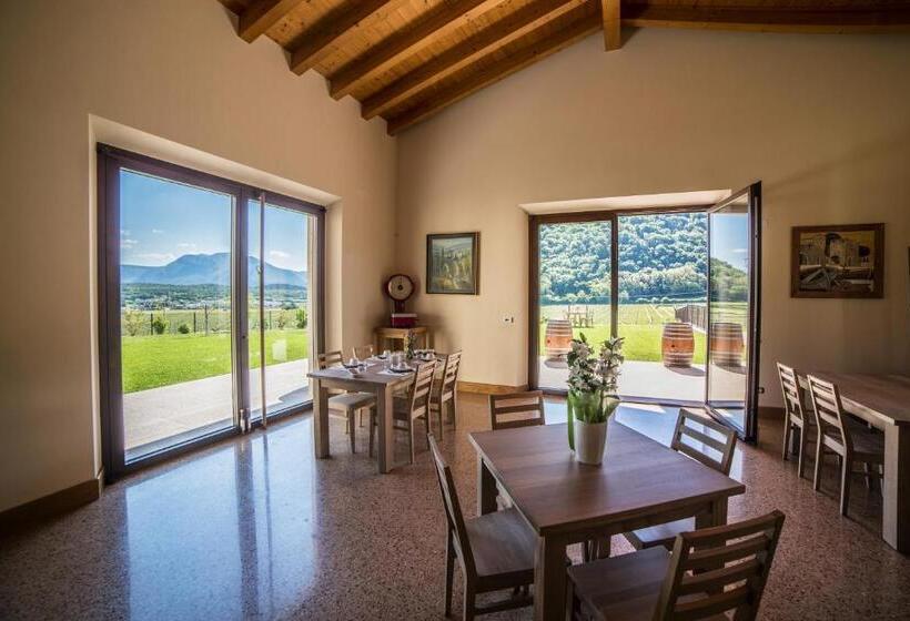 Отель Agriturismo La Pertica