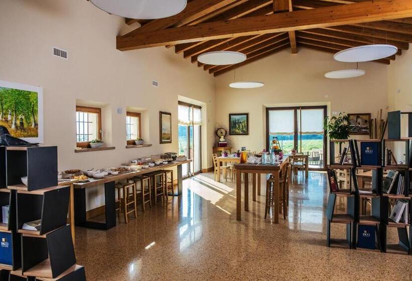 Отель Agriturismo La Pertica