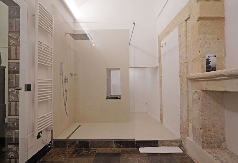 بنسيون Neropece