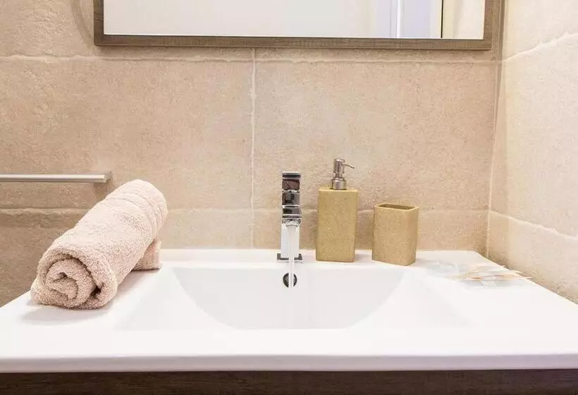 Pension Suite Cagliaritane Notti In Centro