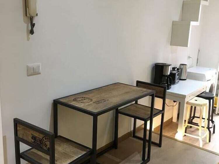 پانسیون Verrazzano 37 Guest House