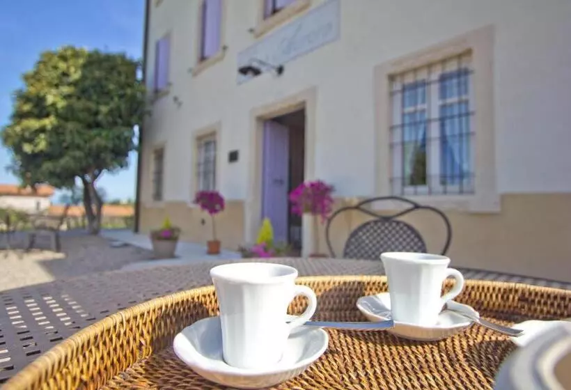 ホテル Agriturismo Casa Aurora