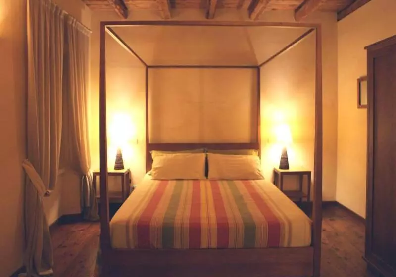 ホテル Agriturismo Casa Aurora
