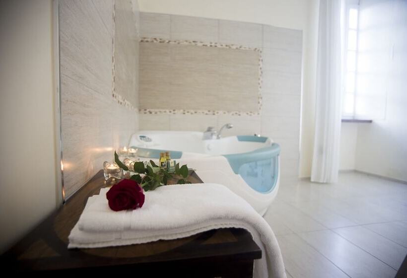 ホテル Tenuta Torellone