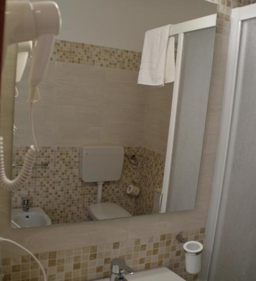 بنسيون Il Veliero